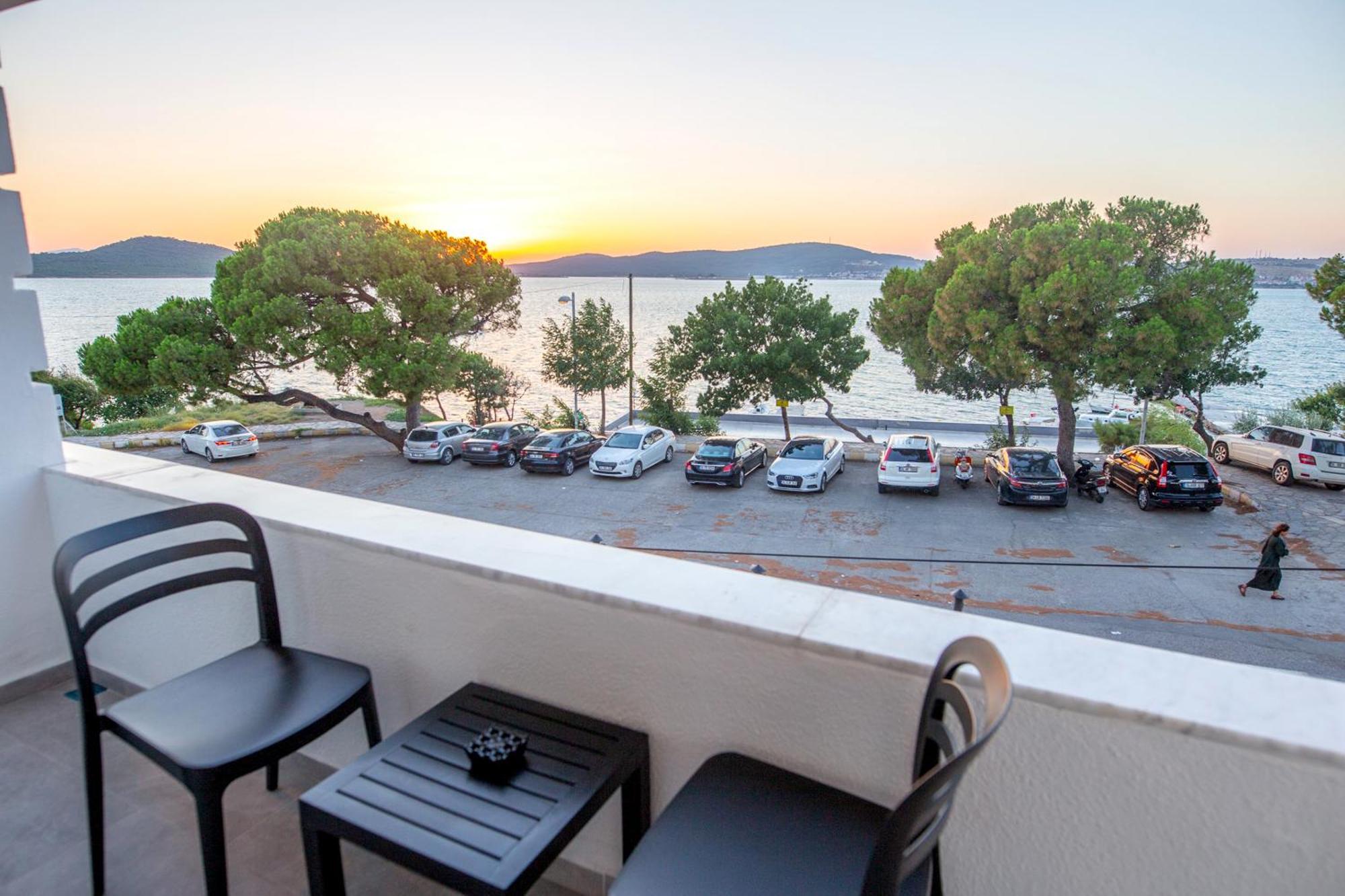 Camlik 87 Hotel Ayvalı Cameră foto